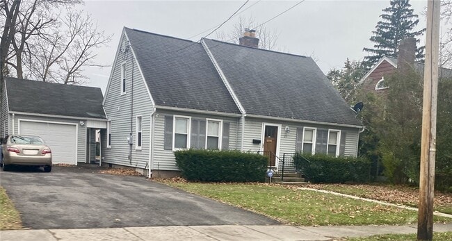 property at 35 Westmoreland Dr