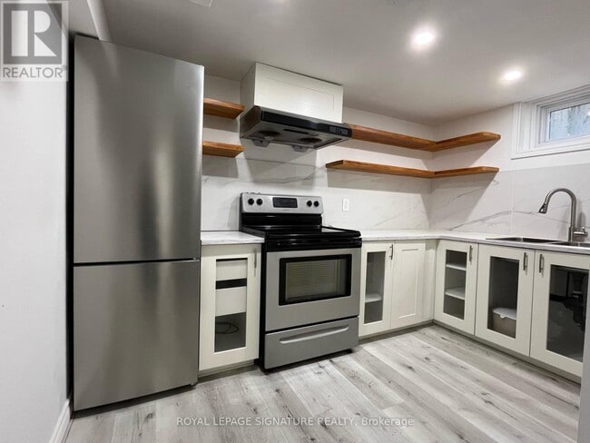 property at 38 Wishing Well Dr