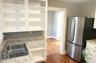 305 Perry Rd in Greenville, SC - Building Photo - Building Photo