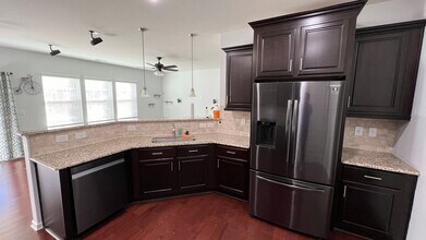 421 Durants Neck Ln in Morrisville, NC - Building Photo - Building Photo