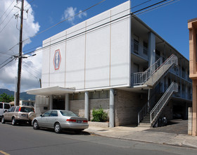 933 Wiliwili St in Honolulu, HI - Building Photo - Building Photo