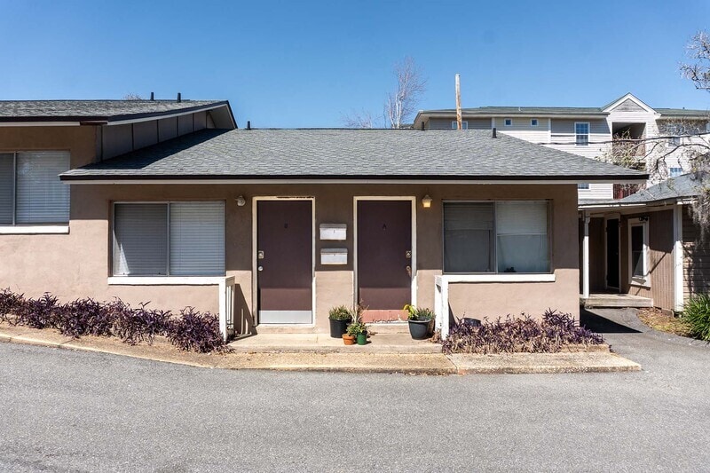 414 Hayden Rd in Tallahassee, FL - Building Photo