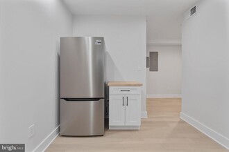 615 Irving St NW in Washington, DC - Building Photo - Building Photo