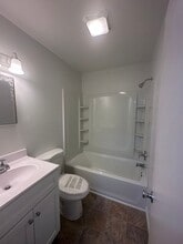 2339 Memorial Ave SW in Roanoke, VA - Building Photo - Building Photo