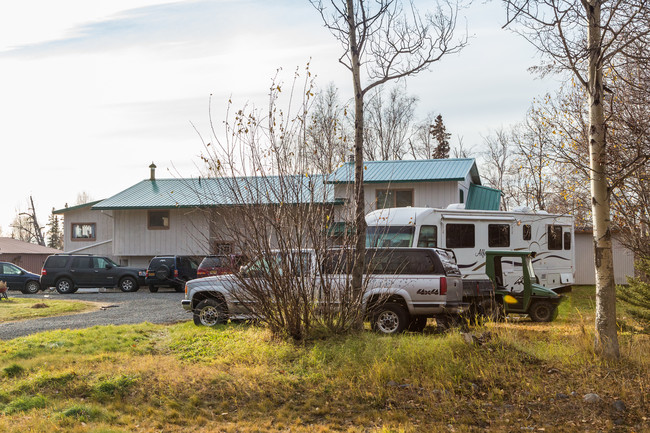 2165 S Togiak Ave in Wasilla, AK - Building Photo - Building Photo