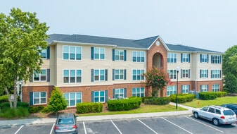 Legacy at Abbington Place in Jacksonville, NC - Building Photo