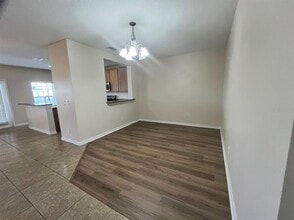 2044 Cypress Bay Blvd in Kissimmee, FL - Building Photo - Building Photo