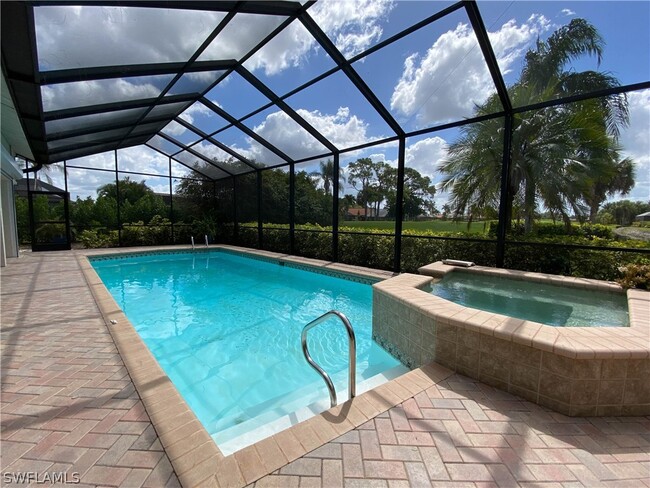 9775 Treasure Cay Ln in Bonita Springs, FL - Building Photo - Building Photo