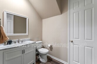 30795 Mossy Bend Ln in Murrieta, CA - Foto de edificio - Building Photo