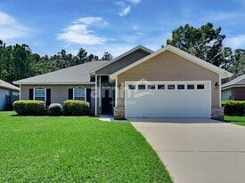 1767 Saw Lake Dr in Middleburg, FL - Building Photo