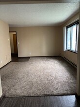 1118 19th St N, Unit 2 in Fargo, ND - Foto de edificio - Building Photo