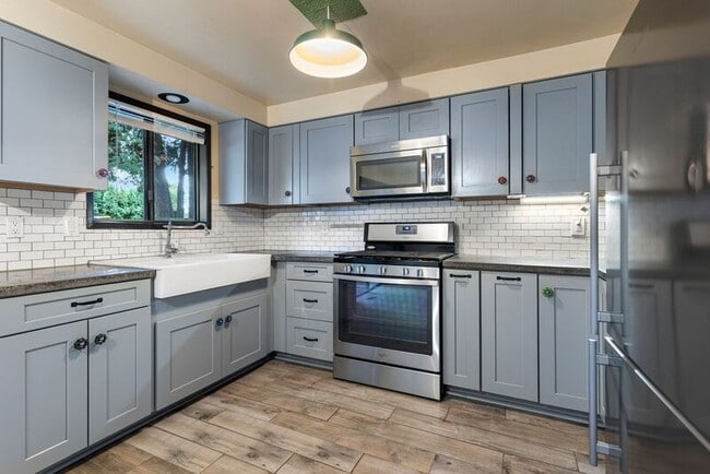 property at 4617 SE 48th Av