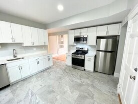 159 Boston St, Unit 1 in Boston, MA - Building Photo