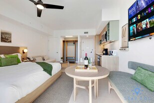 601 NE 1st Ave in Miami, FL - Building Photo