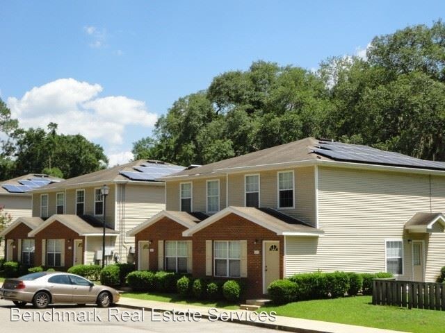 2214 Mission Rd in Tallahassee, FL - Building Photo