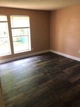 209 W Park St in Sulphur Springs, TX - Building Photo - Building Photo