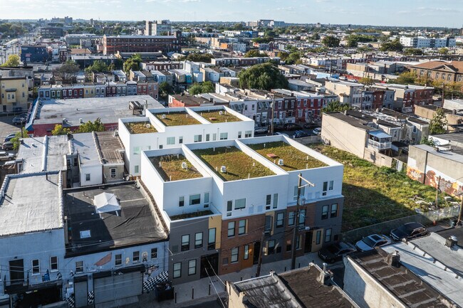 2717 N Howard St in Philadelphia, PA - Building Photo - Building Photo