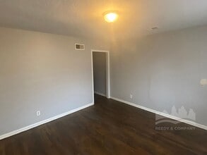 996 S Highland St in Memphis, TN - Building Photo - Building Photo