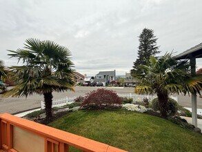 27840 25th Dr S in Federal Way, WA - Foto de edificio - Building Photo