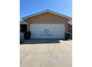 2060 Cody Ct in Turlock, CA - Building Photo - Building Photo