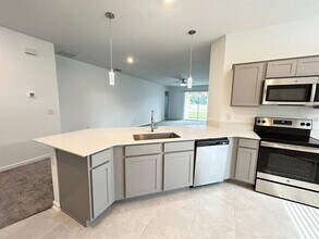 305 Loch Ct in Davenport, FL - Building Photo - Building Photo