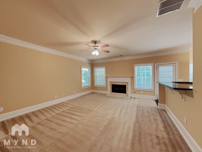 131 Grandiflora Dr in Mcdonough, GA - Building Photo - Building Photo