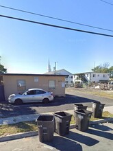 904 10th St in West Palm Beach, FL - Building Photo - Building Photo