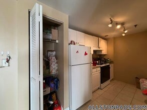 15 N Beacon St, Unit 703 in Boston, MA - Building Photo - Building Photo