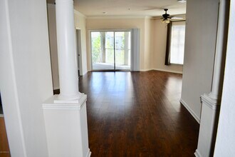 8290 Westgate Dr in Jacksonville, FL - Building Photo - Building Photo