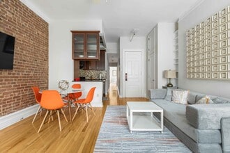 130 W 81st St in New York, NY - Foto de edificio - Building Photo