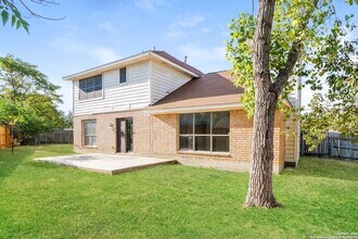5806 Elk Lake Dr in San Antonio, TX - Building Photo - Building Photo