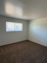 547 E Barstow Ave in Fresno, CA - Building Photo - Building Photo