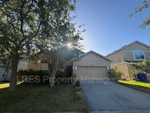2103 Continental St in St. Cloud, FL - Building Photo - Building Photo