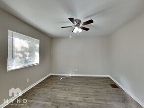 3400 1st Ave in Grove City, OH - Foto de edificio - Building Photo