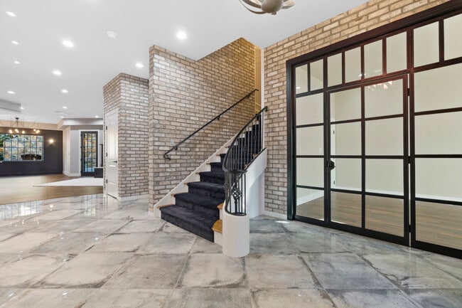 property at 3 Woods Wy