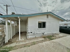 6041 Yandell Dr in El Paso, TX - Building Photo - Building Photo