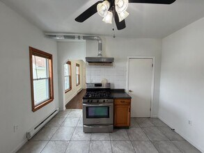 26 Abbott St in Lowell, MA - Building Photo - Building Photo