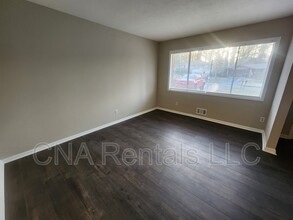 3146 Vandiver Dr in Marietta, GA - Building Photo - Building Photo