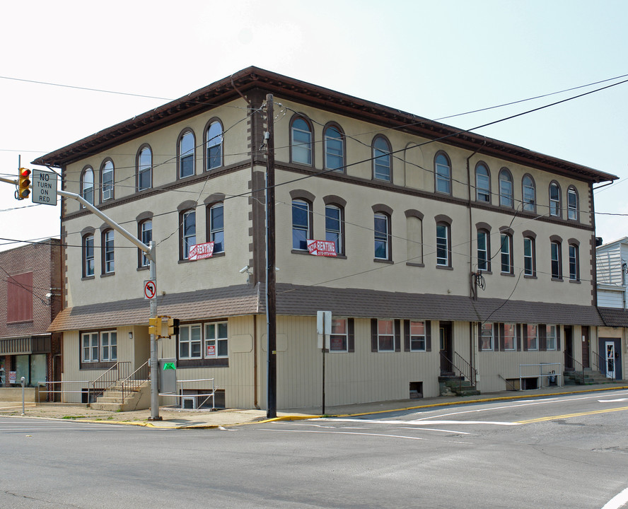 550 Market St in Shamokin, PA - Building Photo