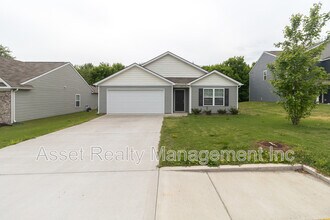 1614 River Poppy Road in Mascot, TN - Building Photo - Building Photo