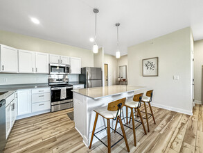 Stratford Pointe in Waukee, IA - Foto de edificio - Building Photo