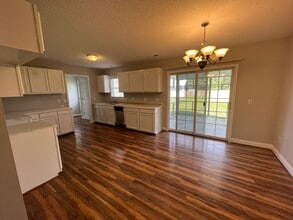 118 Terrilynn Way in Elizabeth City, NC - Building Photo - Building Photo