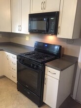 31 Perimeter Rd in Whitesboro, NY - Building Photo - Building Photo