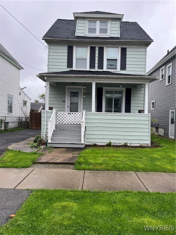 property at 2025 La Salle Ave
