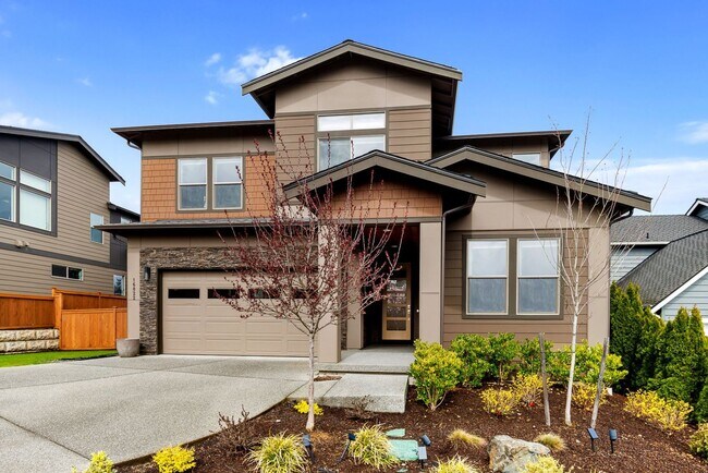 property at 16022 124th Ct NE