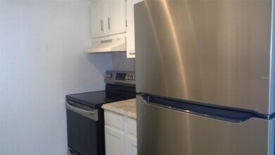 1112 W Main St in Leesburg, FL - Building Photo - Building Photo