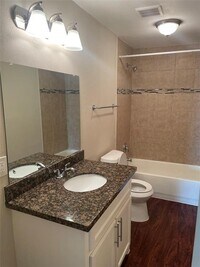 8209 Parnell St photo'