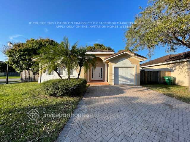 13167 SW 143rd Terrace in Miami, FL - Building Photo