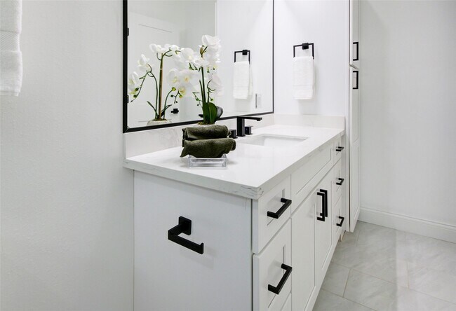 property at 1214 W 24th St