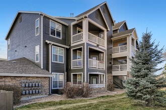 Nash Springs Apartments in Colorado Springs, CO - Foto de edificio - Building Photo